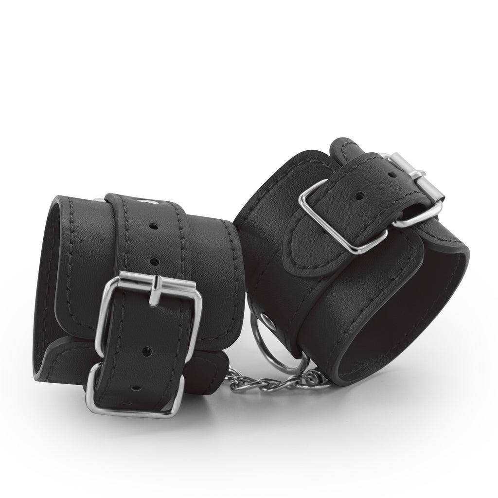 Algemas De Couro Bondage Love Crushious Pretas