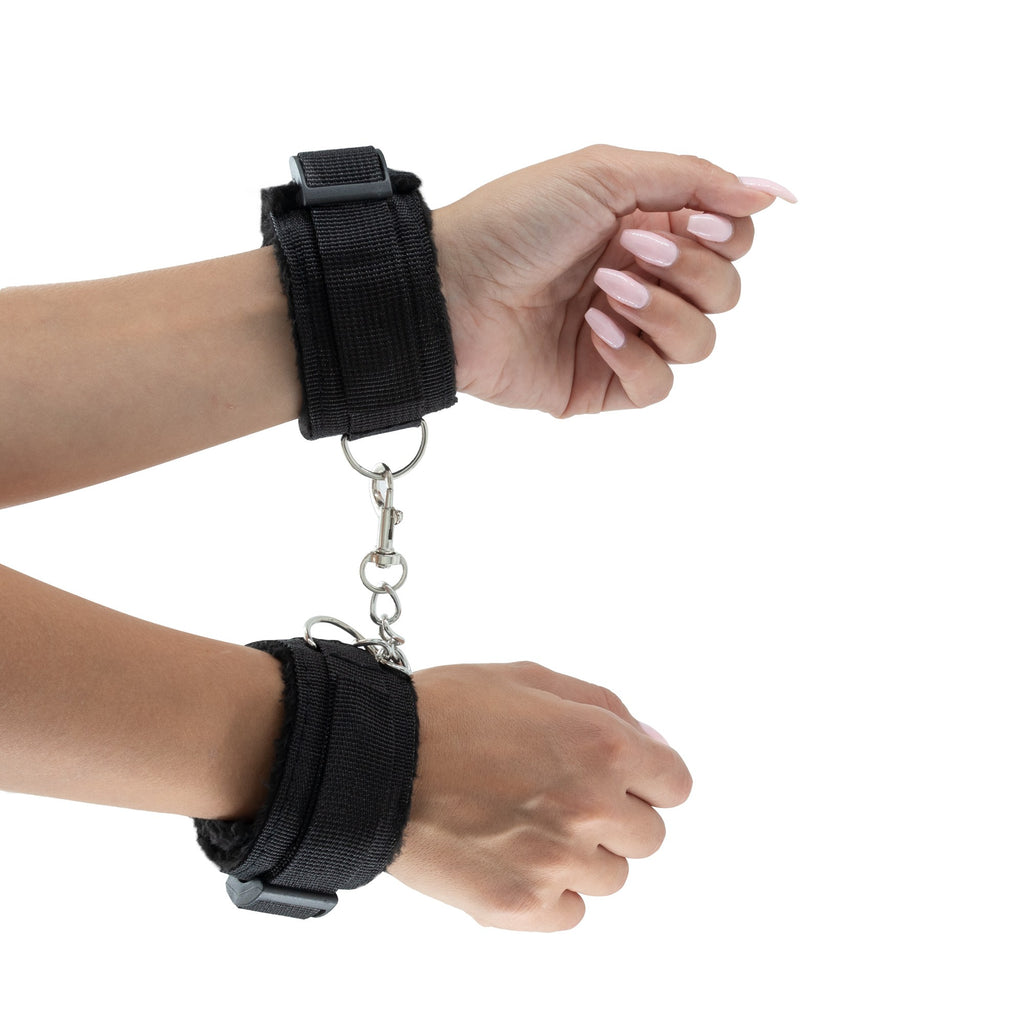 Kit Bondage Master & Cummander Com 11 Peças Crushious